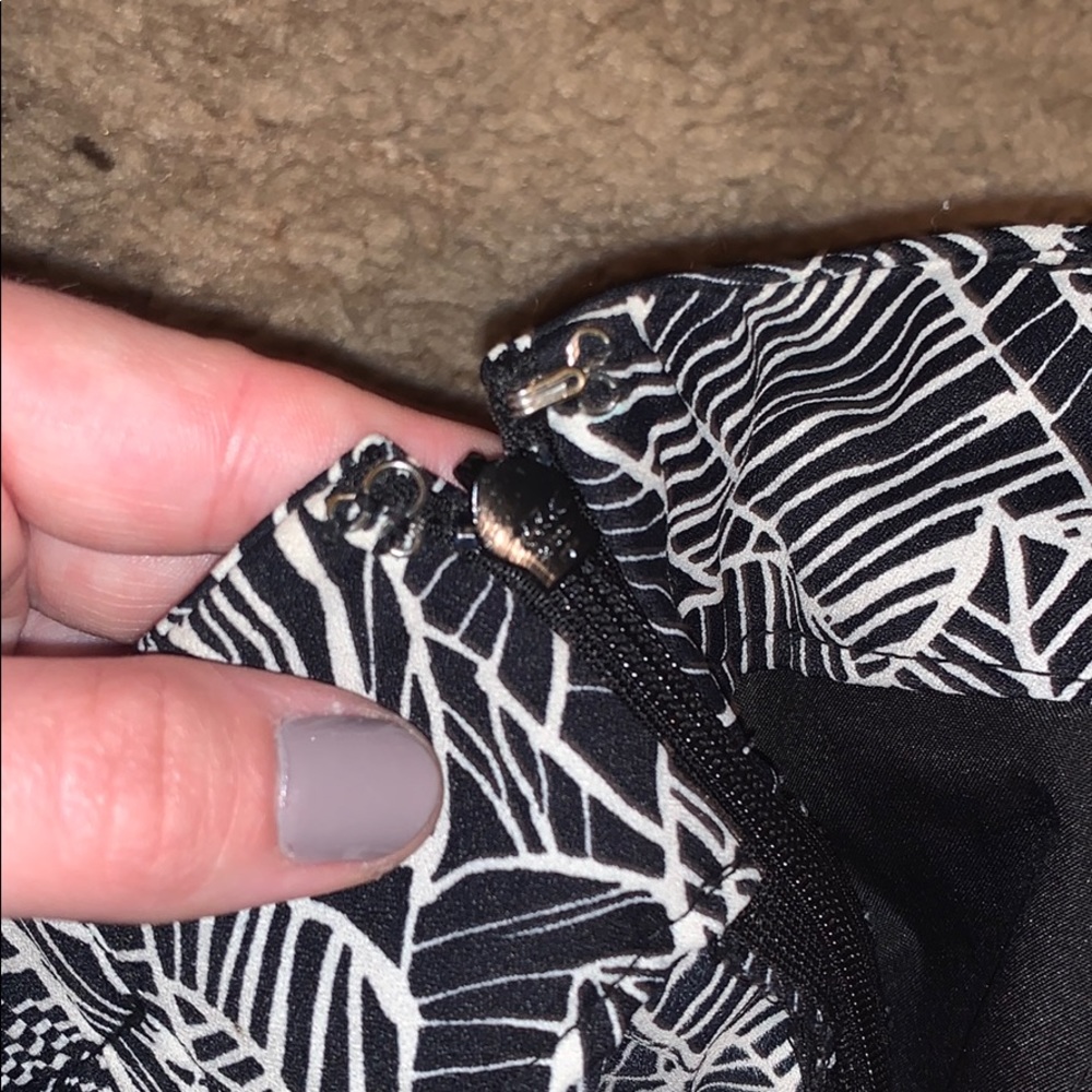 Loft Shorts - Picture 5 of 8